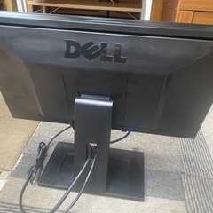No.a87 20インチワイド液晶モニター DELL 通電確認のみ の画像
