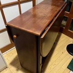 バタフライテーブル