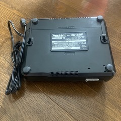 【新品】Makitaマキタ 純正 DC18RF 急速充電器 本体のみの画像