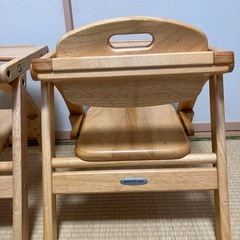 （二脚）yamatoya　大和屋 アーチ木製ローチェアNベビーチェア ナチュラル　折りたたみの画像