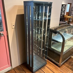値下げ LEDガラスショーケースの画像