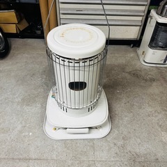 コロナ解放式石油ストーブ
の画像