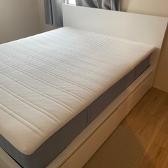 【IKEA MALM】ダブルベッド（160x200cm）4つの収...