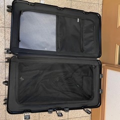 キャリーケース
の画像