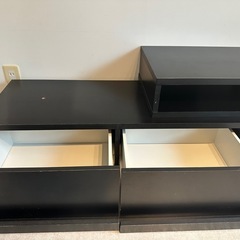 テレビボードの画像