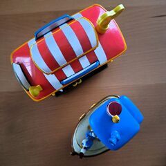 ディズニー・トゥーンタウン・JOLLY TROLLEYとMISSDAISY・レトロの画像