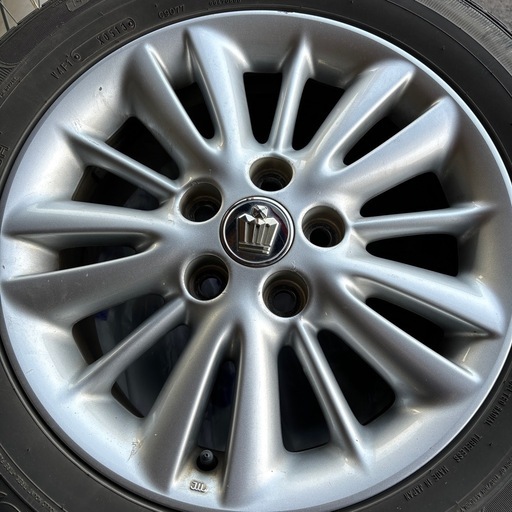 クラウン純正アルミホイールセット