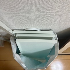 洗濯機横収納棚の画像