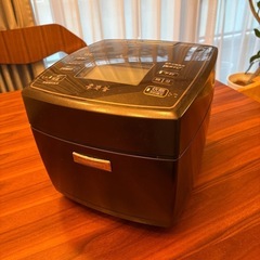 炊飯器の画像