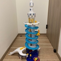 【値下げしました‼️】でっかく遊ぼう！DXトミカタワー