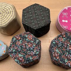 USED品　ミニ椅子 １個50円 6脚合計300円で お譲りします