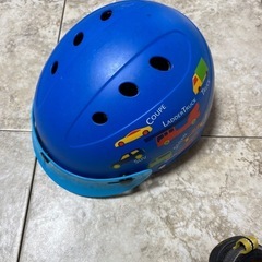 KEEN サンダル　水遊び　ヘルメット　長靴の画像