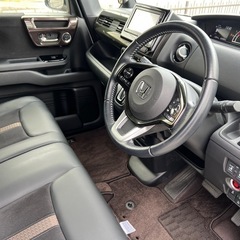 R1年式　N-BOXカスタム！G.Lターボホンダセンシング！内外装綺麗！車検有り即乗り可能！の画像