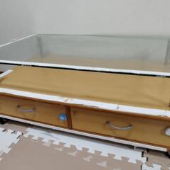 【6月下旬取引希望】【ジャンク】収納付きガラステーブル