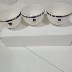 GIVENCHY　茶碗