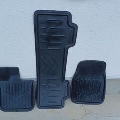 フロアマット　3点セット