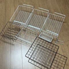 収納　棚下収納ラック　ワイヤーネット　フック　バスケット