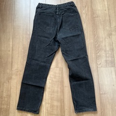 ブラックデニムパンツ　Mサイズの画像