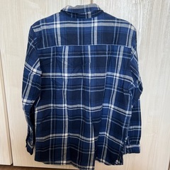 UNIQLO 長袖チェックブラウスの画像