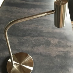 IKEAスタンドライト　ステンレス製　台の直径20cm、高さ50cm 値下げの画像