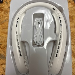【新品未使用】冷却プレート付きネックファン 扇風機 ホワイト
