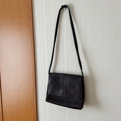 ショルダーバッグ
