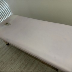 6月6日まで 処分します　エステベッド 白