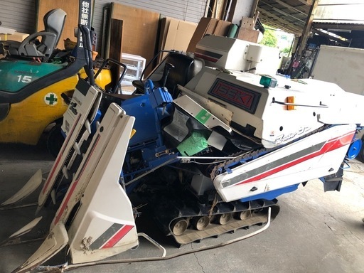 中古現状 イセキコンバイン iseki イセキ フロンティア95  自走可