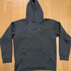 OAKLEY　オークリー　パーカー　2XL　ブラック　　中古品