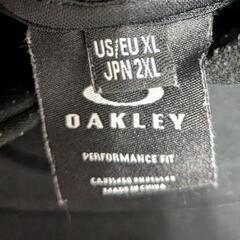 OAKLEY　オークリー　パーカー　2XL　ブラック　　中古品の画像