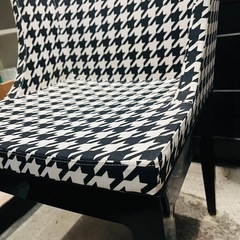 【武蔵小山店】 【16万円】カルテル Kartell マドモワゼルチェア マドモワゼル フィリップスタルク PhilippeStarck スタルク デザイナーズチェア ラウンジチェア 千鳥柄 ハウンドトゥース デザイナーズ家具 椅子 チェア モダンチェア インテリアチェアの画像