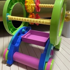 子供　おもちゃ　手押し車の画像