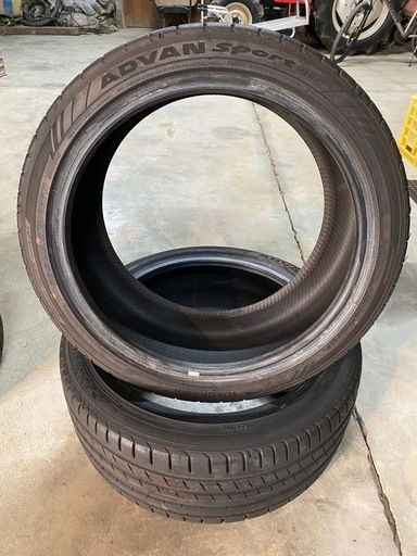 タイヤ YOKOHAMA ADVAN Sport V107 235 40 R18 2本 バリ溝