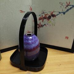 可愛い小さな陶器花瓶花籠置台の画像