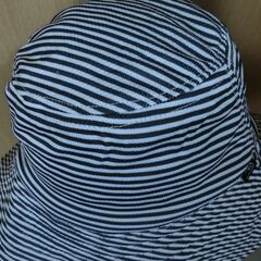 新品 帽子 UVカット99％ 折り畳み可能の画像