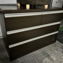 ニトリタンス