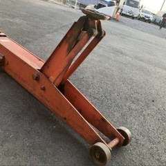 ガレージジャッキ 3トンの画像