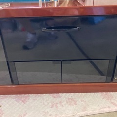 パナソニック　高級大型ダークウッドテレビ台 ガラス扉付きの画像