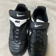 NIKE ナイキ　子供用　シューズ