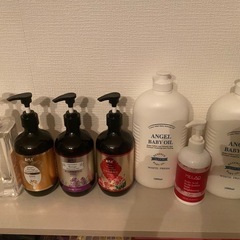 マッサージオイル＆アロマセット＆飾り棚