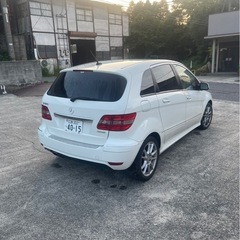 メルセデス・ベンツ B180の画像