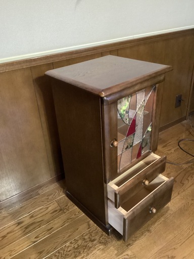 ステンドグラス窓小キャビネット