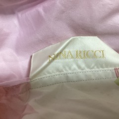 Nina Ricci薄手の羽毛布団の画像