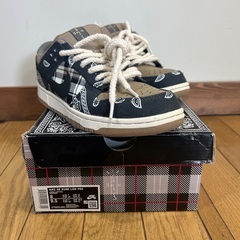 新品未使用 Travis Scott × Nike SB Dunk Lowの画像