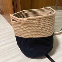 編み込みバスケット　鉢カバー　観葉植物　の画像
