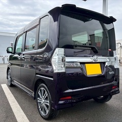 Bluetooth対応ナビ付き☆快適なターボ♪26年式☆月々1.2万円〜分割可❗️車検2年付き！【名義変更代込み】広い車内！大人気‼️ダイハツ タントカスタム☆Bluetooth対応ナビ付き☆走行中DVD見れます☆便利なバックカメラ付き☆純正アルミ☆両側電動スライドドア☆ドライブレコーダー☆そのまま乗って帰れます！の画像