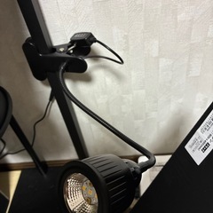 🦎【中古・爬虫類飼育ライト4点セット】UVBライト（タイマー付）・バスキングライト・ライトドーム・スタンド｜合計13,800円相当 → 💰6,000円の画像