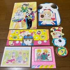 500円から300円に値下げしました！40年前くらいのリボンの付録6点
