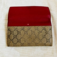 GUCCI財布の画像