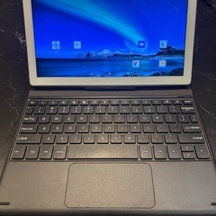 Androidタブレット　キーボードケースつき
